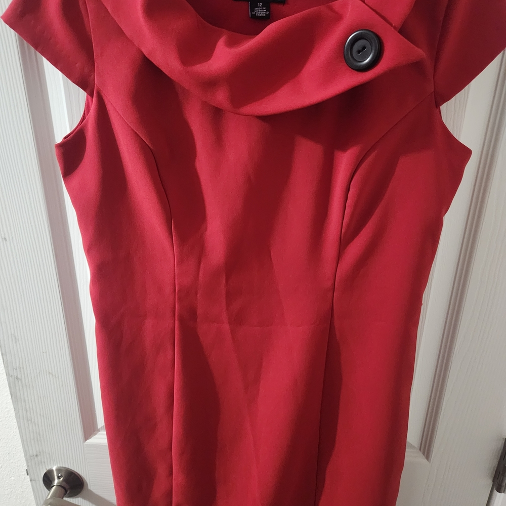 Ronni Nicole Scarlet Mini Dress with Button Accent